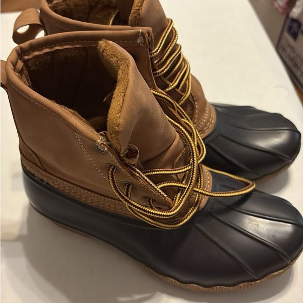 Kids Tan and Black Duck Boots